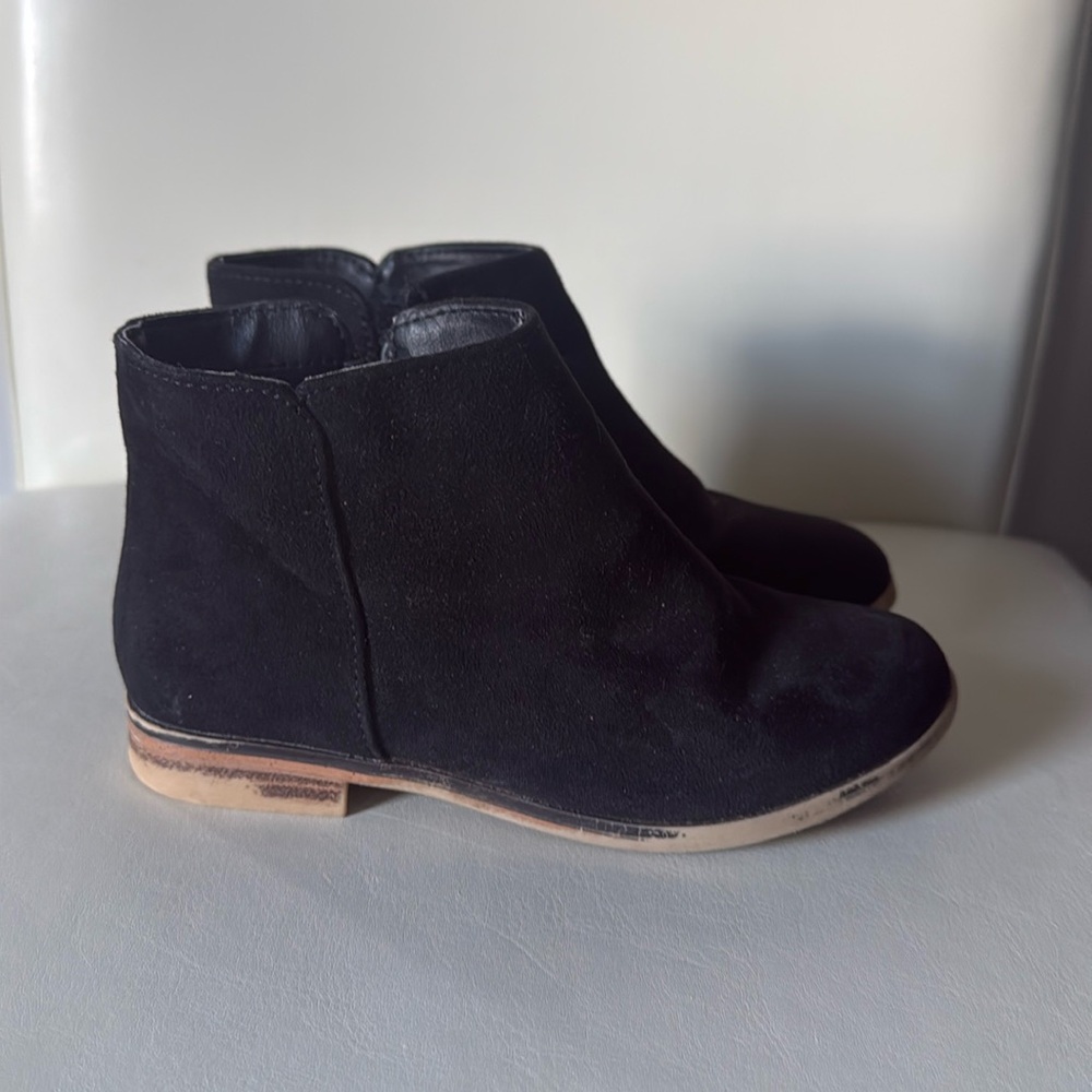 Black suede booties. Great condition.
